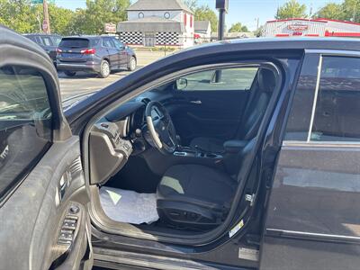 2014 Chevrolet Malibu LT   - Photo 4 - Indianapolis, IN 46222