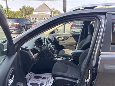 2016 Jeep Cherokee Latitude   - Photo 4 - Indianapolis, IN 46222