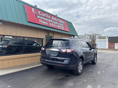 2015 Chevrolet Traverse LT   - Photo 6 - Indianapolis, IN 46222