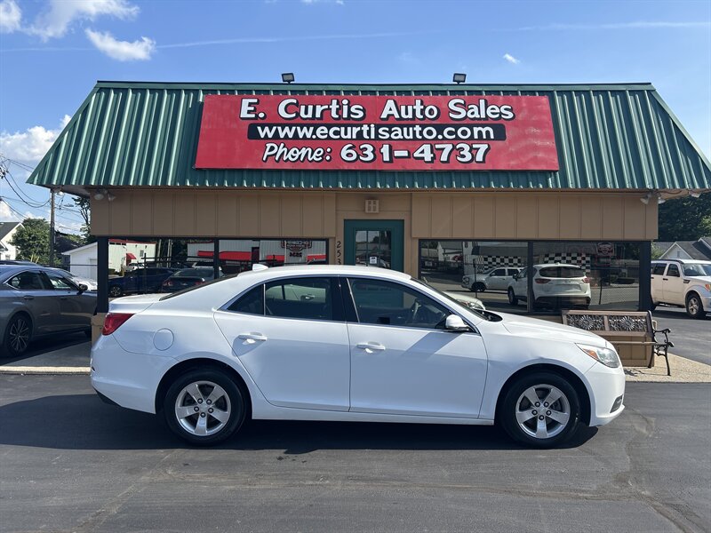 2013 Chevrolet Malibu LT - Photo 1 - Indianapolis, IN 46222
