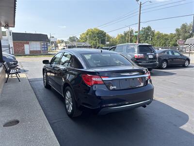 2011 Chrysler 200 Touring   - Photo 5 - Indianapolis, IN 46222