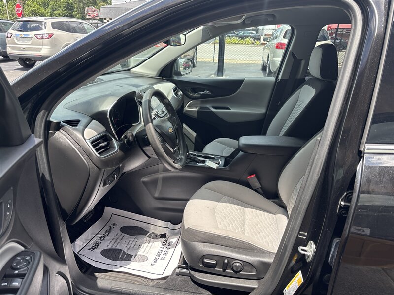 2020 Chevrolet Equinox LT - Photo 4 - Indianapolis, IN 46222