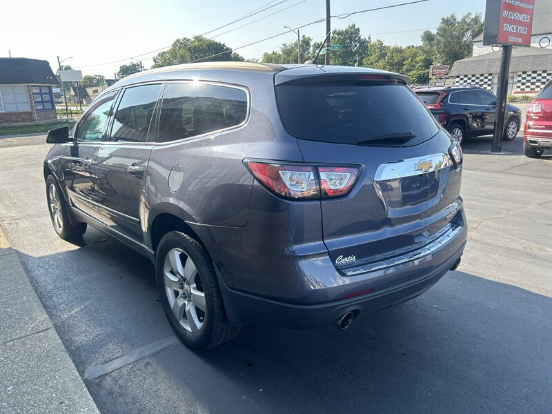 2014 Chevrolet Traverse LTZ - Photo 5 - Indianapolis, IN 46222