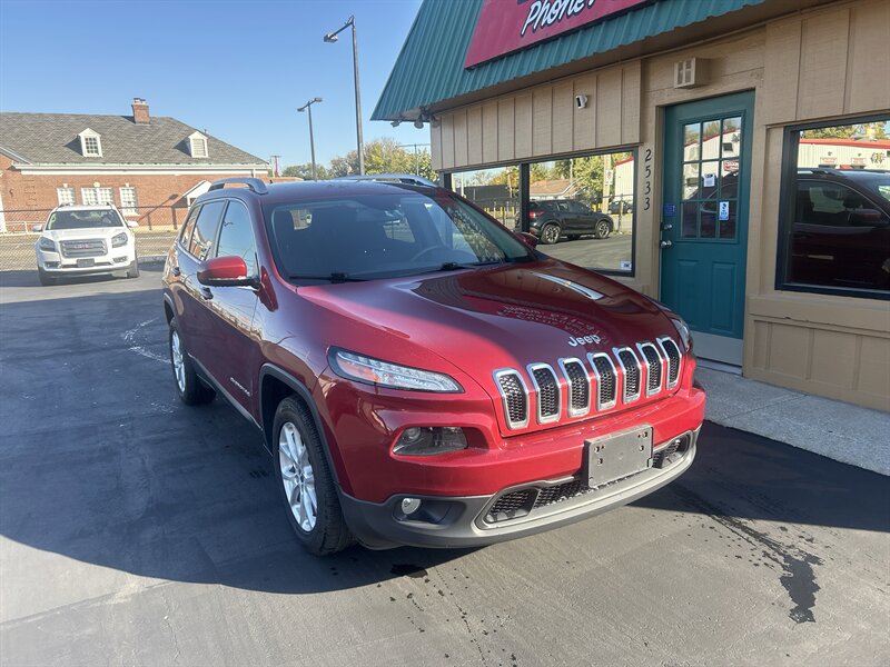 2016 Jeep Cherokee Latitude - Photo 2 - Indianapolis, IN 46222