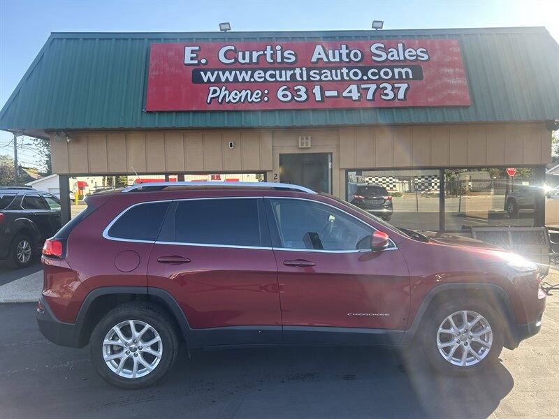 2016 Jeep Cherokee Latitude   - Photo 1 - Indianapolis, IN 46222