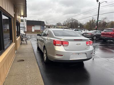 2014 Chevrolet Malibu LT - Photo 5 - Indianapolis, IN 46222