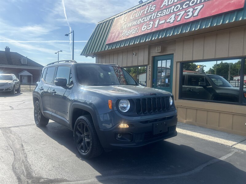 2017 Jeep Renegade Latitude - Photo 2 - Indianapolis, IN 46222