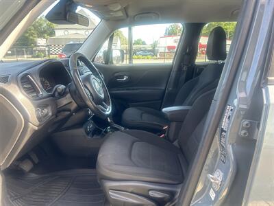 2017 Jeep Renegade Latitude - Photo 4 - Indianapolis, IN 46222