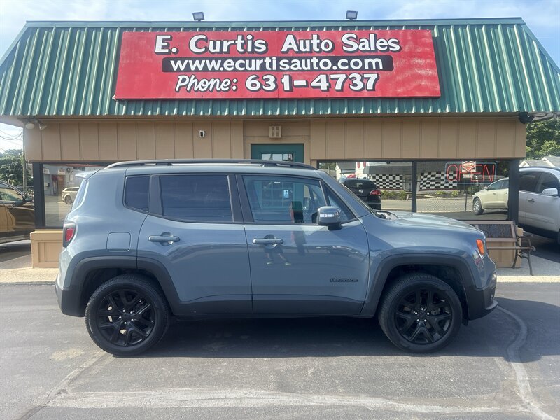 2017 Jeep Renegade Latitude   - Photo 1 - Indianapolis, IN 46222