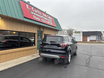 2017 Ford Escape SE - Photo 6 - Indianapolis, IN 46222