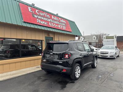 2018 Jeep Renegade Latitude   - Photo 6 - Indianapolis, IN 46222