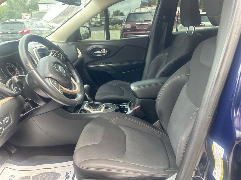 2015 Jeep Cherokee Latitude - Photo 4 - Indianapolis, IN 46222