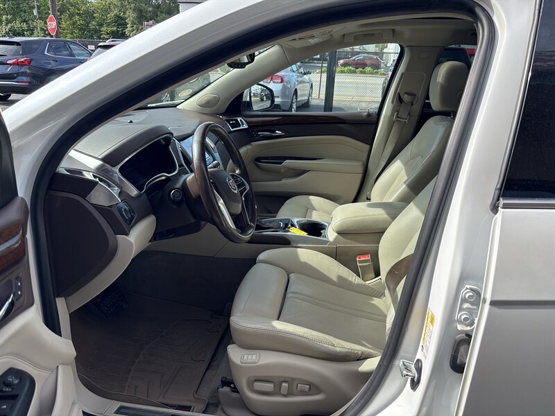 2013 Cadillac SRX Luxury Collection - Photo 4 - Indianapolis, IN 46222