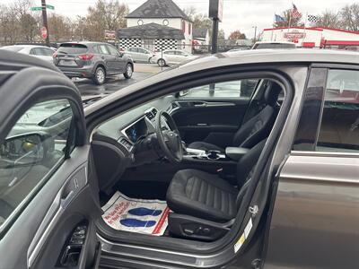 2014 Ford Fusion SE - Photo 4 - Indianapolis, IN 46222