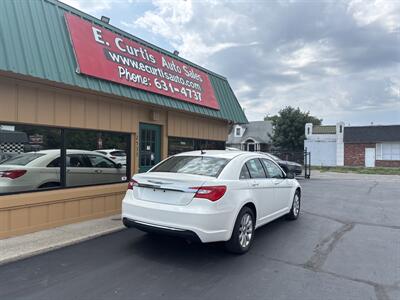 2011 Chrysler 200 Touring   - Photo 6 - Indianapolis, IN 46222
