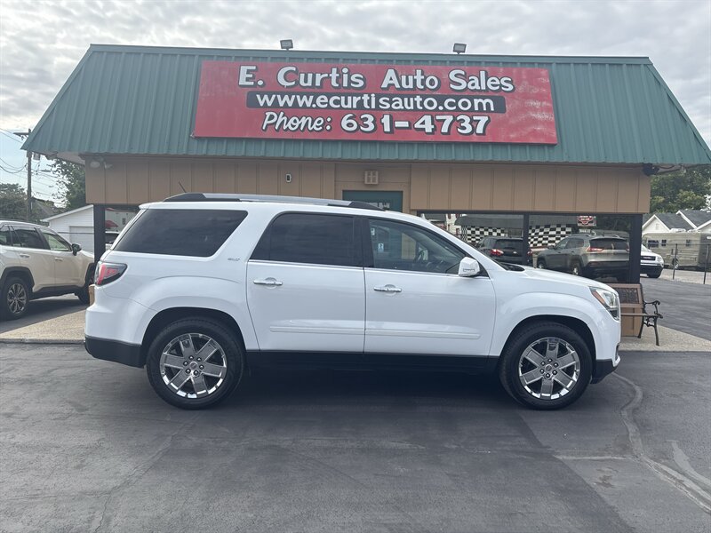 2017 GMC Acadia Limited   - Photo 1 - Indianapolis, IN 46222