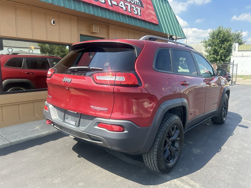 2017 Jeep Cherokee Trailhawk - Photo 5 - Indianapolis, IN 46222