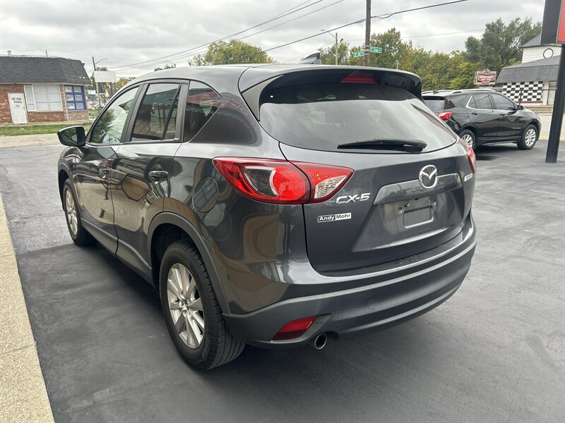 2016 Mazda CX-5 Touring - Photo 5 - Indianapolis, IN 46222