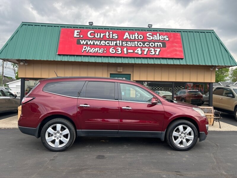 2016 Chevrolet Traverse LT - Photo 1 - Indianapolis, IN 46222