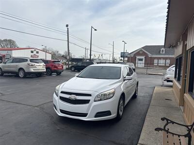 2013 Chevrolet Malibu LT   - Photo 3 - Indianapolis, IN 46222