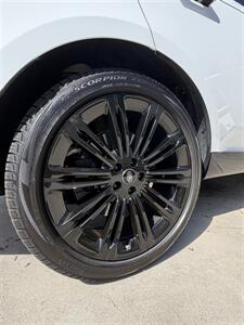 2023 Land Rover Range Rover P530 Autobiography   - Photo 4 - Long Beach, CA 90807