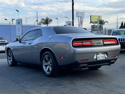 2015 Dodge Challenger SXT   - Photo 18 - Inglewood, CA 90304