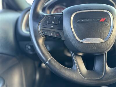 2015 Dodge Challenger SXT   - Photo 5 - Inglewood, CA 90304