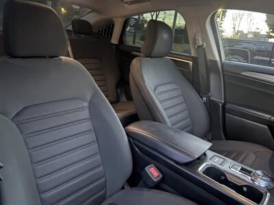 2018 Ford Fusion SE   - Photo 14 - Long Beach, CA 90807