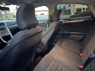 2018 Ford Fusion SE   - Photo 11 - Long Beach, CA 90807