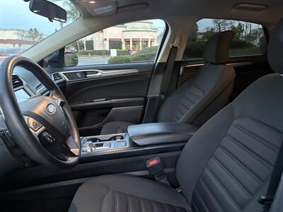 2018 Ford Fusion SE   - Photo 9 - Long Beach, CA 90807