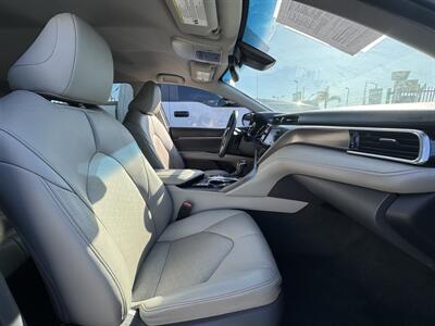 2018 Toyota Camry XSE   - Photo 18 - Inglewood, CA 90304