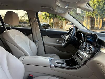 2020 Mercedes-Benz GLC GLC 300 - Photo 16 - Long Beach, CA 90807