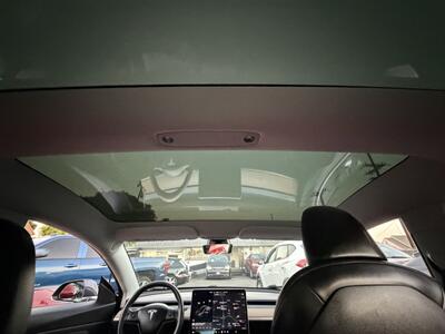 2020 Tesla Model 3 Standard Range - Photo 8 - Long Beach, CA 90807