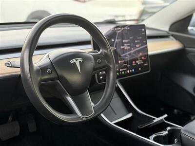 2020 Tesla Model 3 Standard Range - Photo 4 - Long Beach, CA 90807