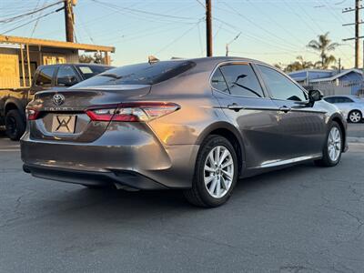 2021 Toyota Camry LE   - Photo 17 - Inglewood, CA 90304