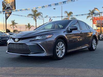 2021 Toyota Camry LE   - Photo 1 - Inglewood, CA 90304