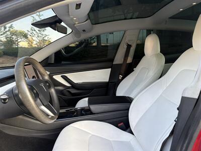 2020 Tesla Model 3 Standard Range Plus   - Photo 8 - Long Beach, CA 90807