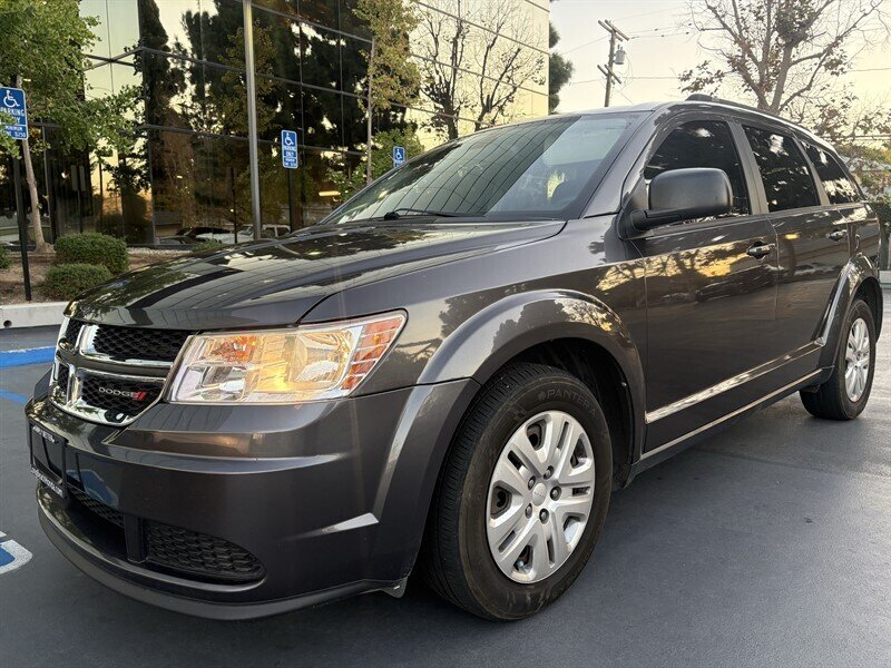 Destroyer Gray Clear Coat 2020 Dodge Journey SUV / Crossover Front-Wheel Drive Automatic