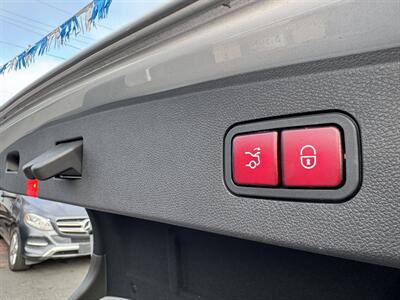 2011 Mercedes-Benz E 63 AMG   - Photo 31 - Inglewood, CA 90304