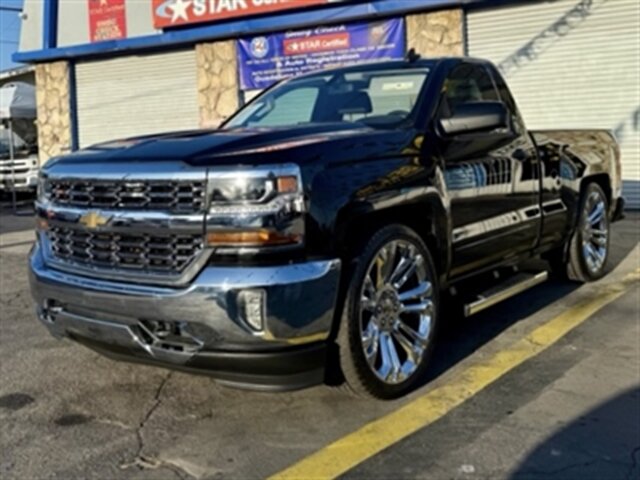 2017 Chevrolet Silverado 1500 LT   - Photo 1 - Long Beach, CA 90807