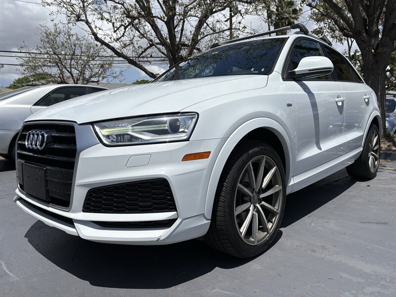 2018 Audi Q3 2.0T Premium Sport's photo