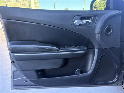 2013 Dodge Charger SE   - Photo 12 - Long Beach, CA 90807