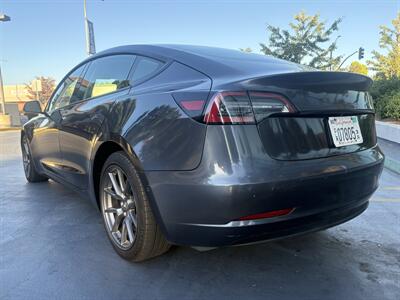 2022 Tesla Model 3 Long Range - Photo 8 - Long Beach, CA 90807