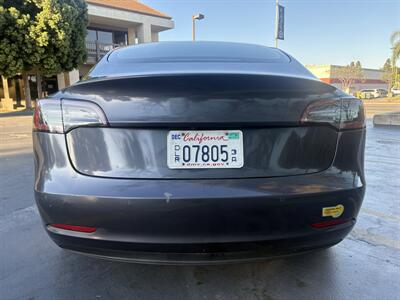 2022 Tesla Model 3 Long Range - Photo 7 - Long Beach, CA 90807