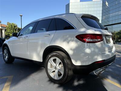 2017 Mercedes-Benz GLC GLC 300 4MATIC   - Photo 4 - Long Beach, CA 90807