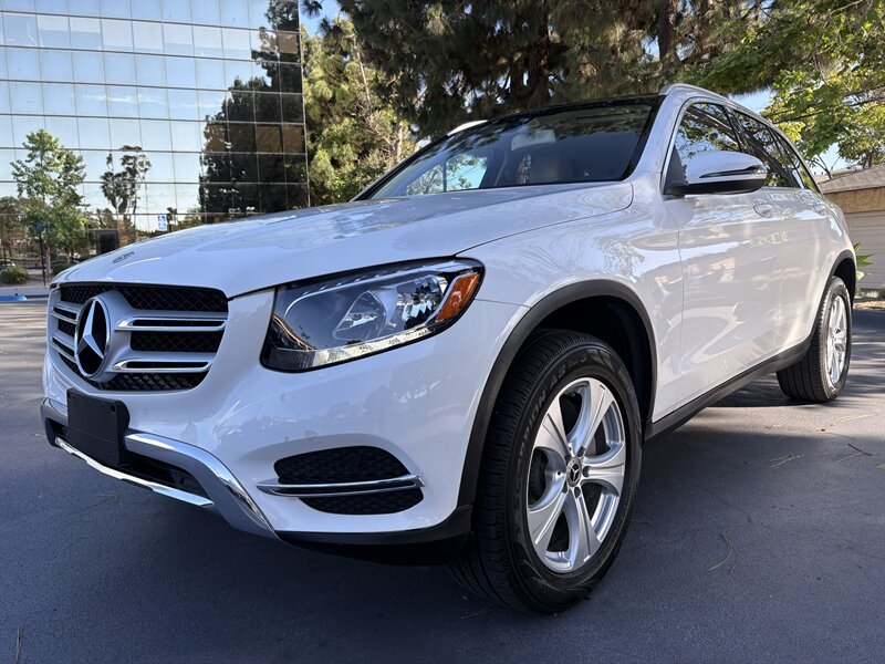 2017 Mercedes-Benz GLC GLC300 4MATIC's photo