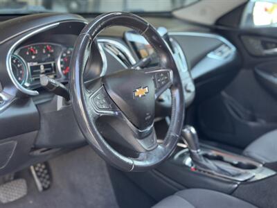 2018 Chevrolet Malibu LT   - Photo 4 - Inglewood, CA 90304