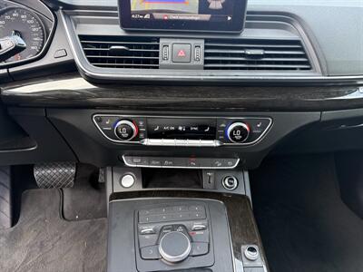 2020 Audi Q5 quattro Premium 45 TFSI   - Photo 17 - Long Beach, CA 90807