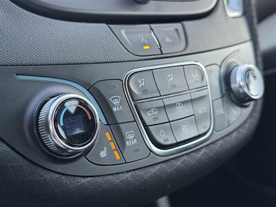 2023 Chevrolet Malibu LT   - Photo 11 - Inglewood, CA 90304