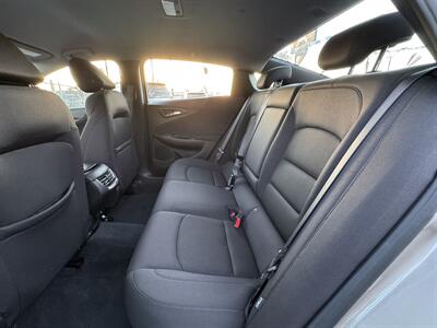2023 Chevrolet Malibu LT   - Photo 15 - Inglewood, CA 90304